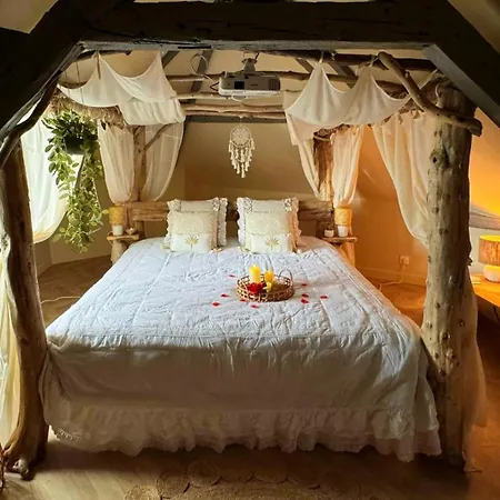 Appartamento Duplex Safari Jusqu'a 4 Personnes, Spa, Cinema Et Lit Sous Les Arbres, Day Use, 10 Min Centre Amiens