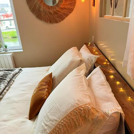 Duplex Safari Jusqu'a 4 Personnes, Spa, Cinema Et Lit Sous Les Arbres, Day Use, 10 Min Centre Apartment Amiens