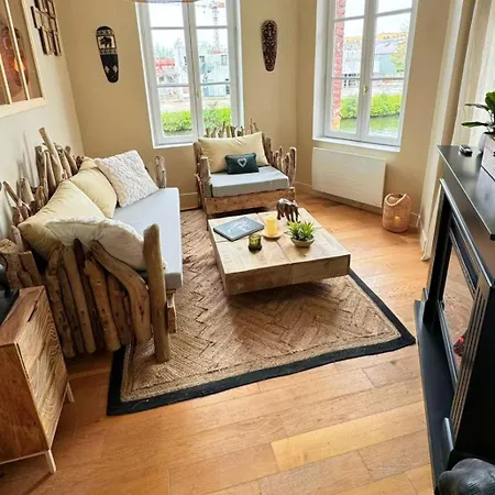 Apartment Duplex Safari Jusqu'a 4 Personnes, Spa, Cinema Et Lit Sous Les Arbres, Day Use, 10 Min Centre *