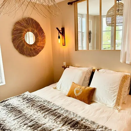 Apartment Duplex Safari Jusqu'a 4 Personnes, Spa, Cinema Et Lit Sous Les Arbres, Day Use, 10 Min Centre *